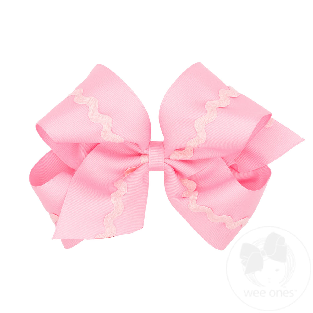 King Grosgrain Hair Bow with Ric-Rac Trim